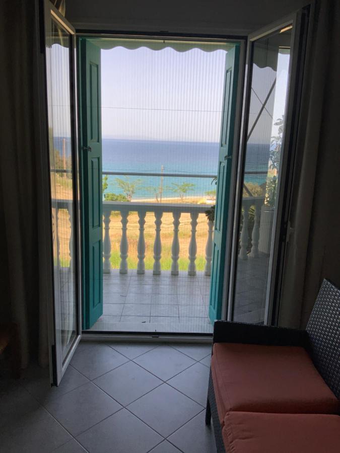 קוקארי Xenia Apartment מראה חיצוני תמונה